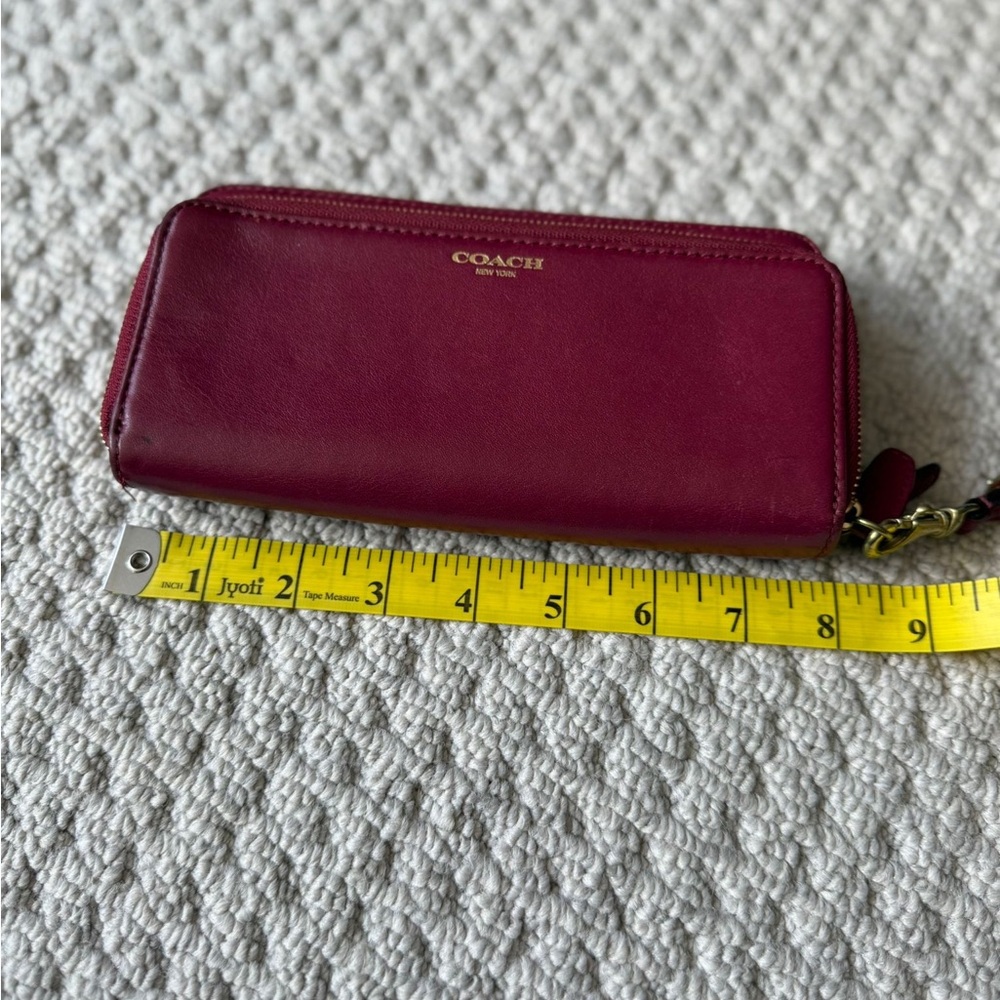 Coach Women's Deep Red Wallet